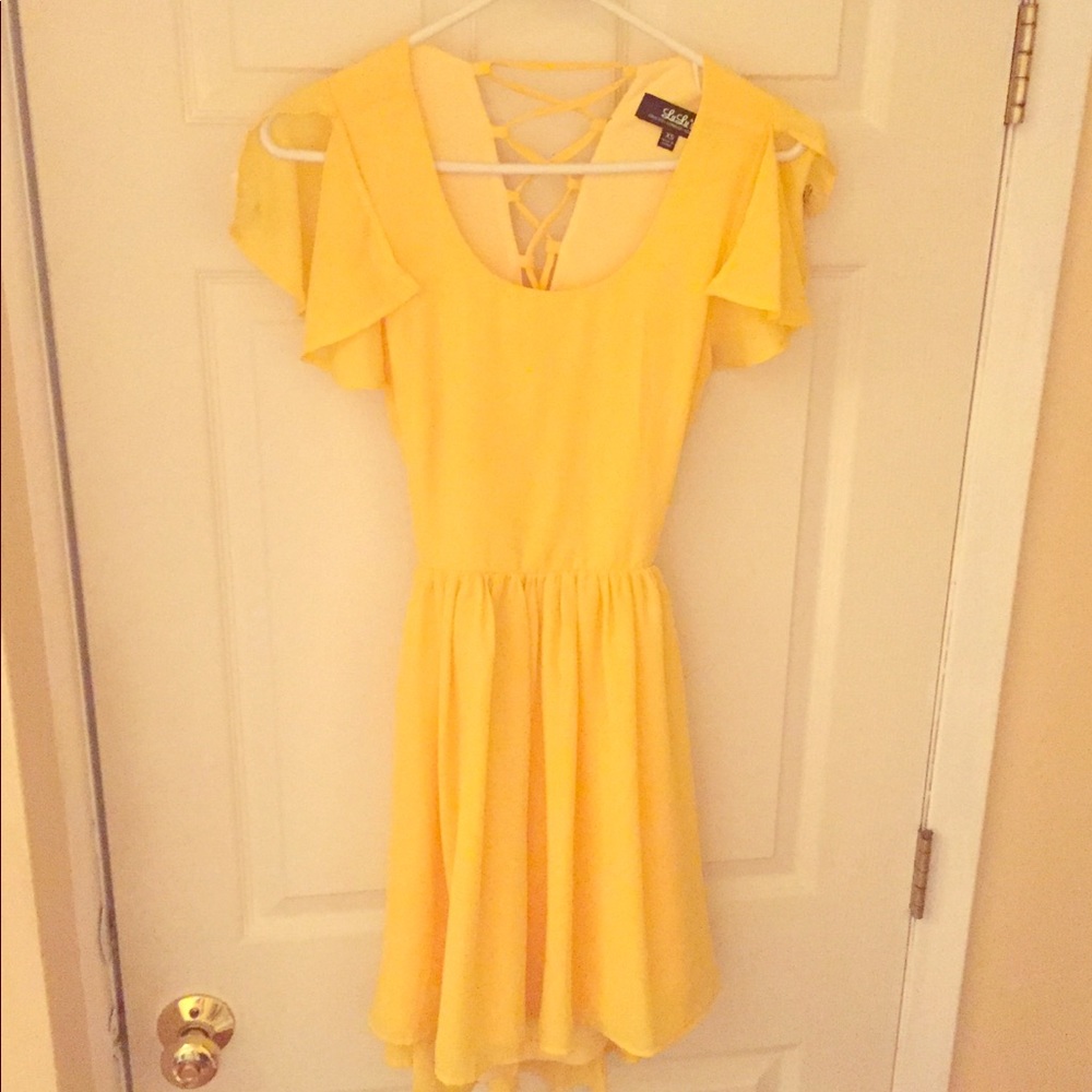 Summer Lace-up back dress